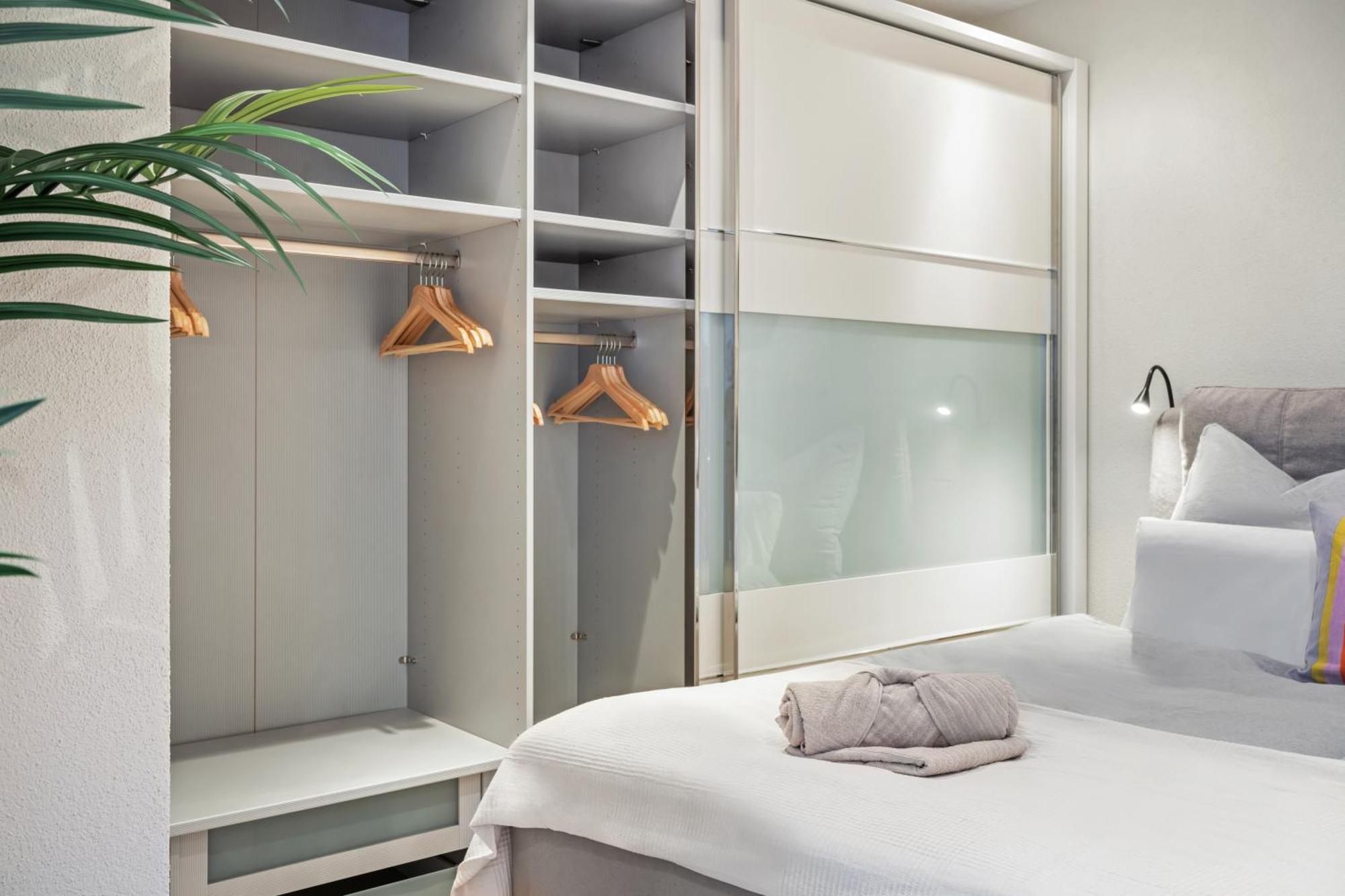 Edler Wohnraum Schwanenteich-Suite Mit Balkon, Kaffeevollautomat, Lift & Parkplatz Zwickau Exteriér fotografie